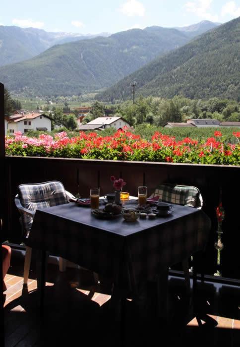 Pension Tannenhof ลาเซส ภายนอก รูปภาพ